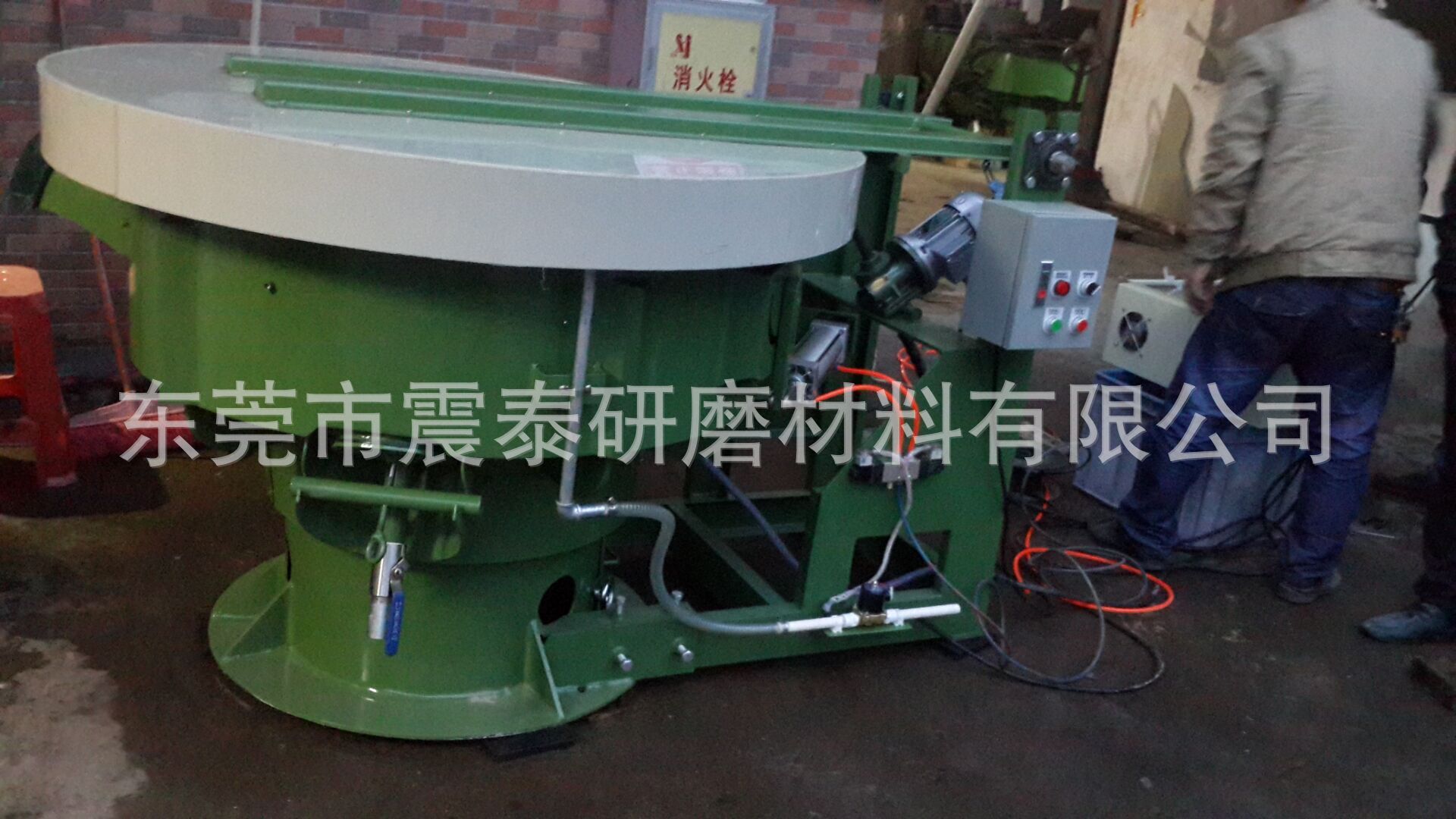 帶環保蓋自動加水振動研磨機